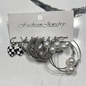 Fashion Jewelry 5 Earrings Set NWT